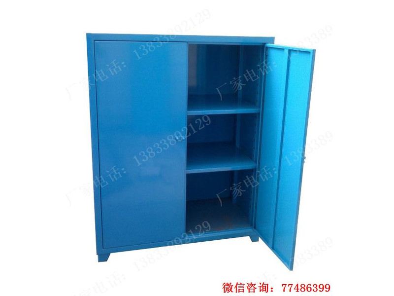 兩對(duì)開門工具柜