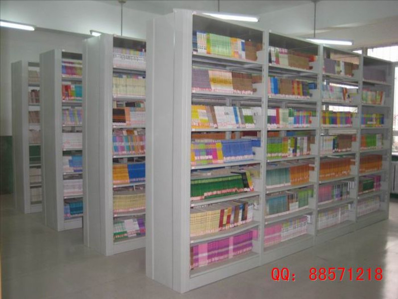 學校圖書架
